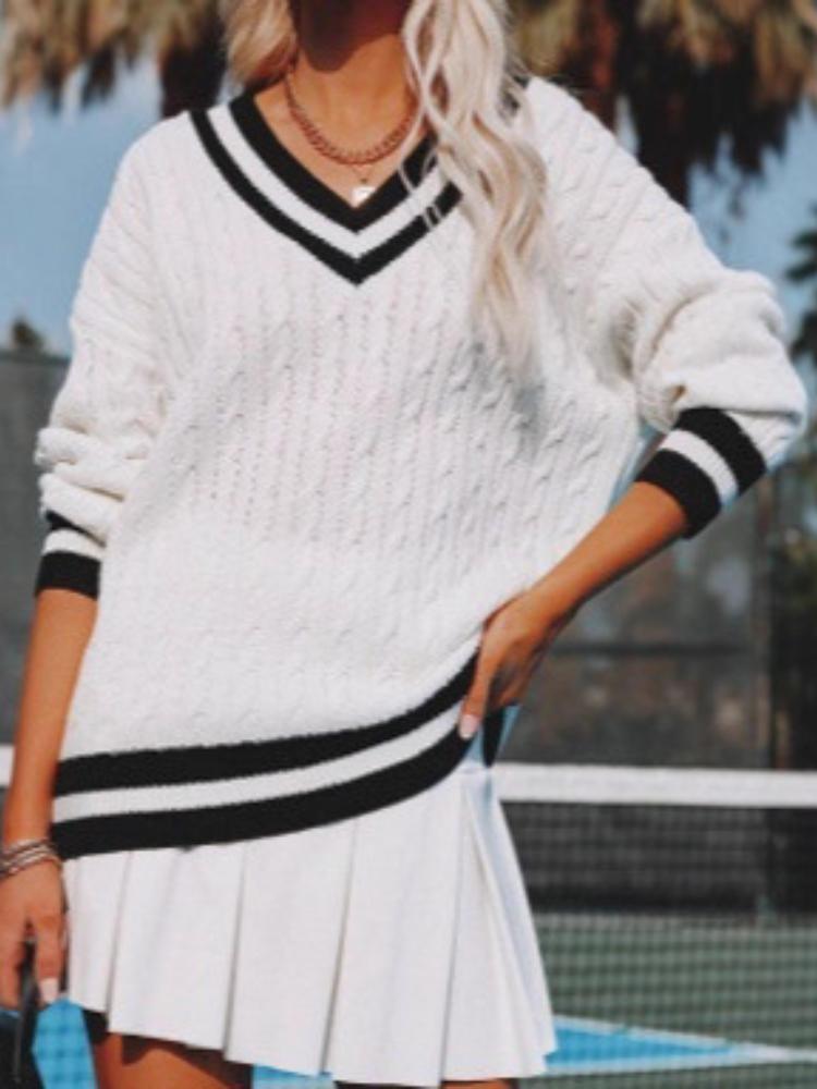Women s White V-Neck Cable Knit Sweater with Black Stripes for Tennis and Casual Wear Top S 2345₽