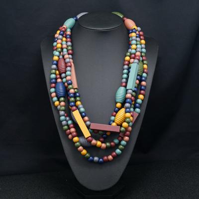 Charm Necklace Colorful Beads Dress Up Fashion Item Trendy Multicolored Wood Beaded Layered Necklace Party Accessories
