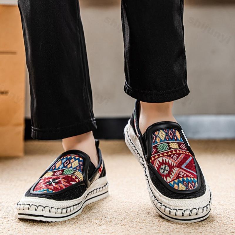 Fashion Fisherman Shoes Men's 2025 Style Cloth Surface Shoes Print Design Comfortable Fashion Trend Lightweight Slip on Casual Sneakers