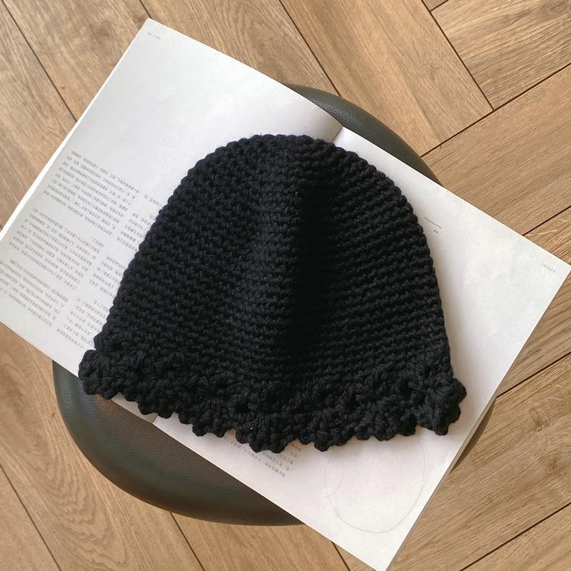 

Lace handmade fisherman hat sweet and casual versatile autumn and winter warm travel knitted woolen hat for women One Size чорний