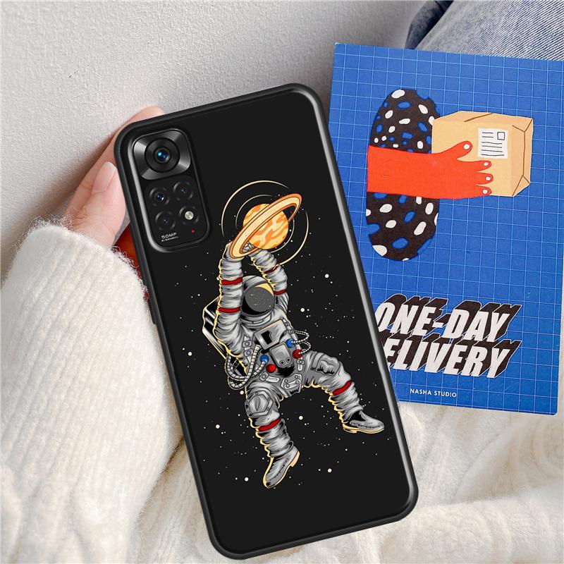Astronaut Space Dunk Case For Xiaomi Redmi Note 8 9 10 11 Pro 8T 9S 10S 11S Redmi K50 K40 Gaming 9A 9C 9T 10C
