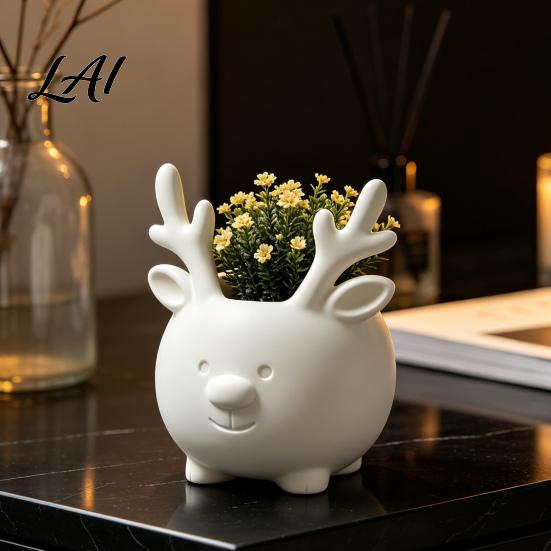Christmas Table Decoration 3D Printed Reindeer Succulents Planter Pot for Indoor Plants Decorative Desktop Flower Organizer Ornament Minimalist Pen