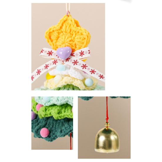 Christmas Crochet Pendant Snowflake Hanging Decoration Xmas Tree Ornament with Jingle Bell for Festive Home Living Room Decor