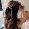 Lenço longo de chifon com textura rica e volumosa e scrunchie