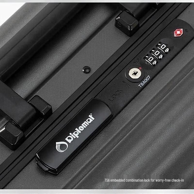 Diplomat Unisex 24-inch Smart Lock Luggage