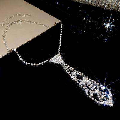 Women Tie Rhinestone Inlaid Adjustable Necklace Tie Creative Hollow Design Easy Wear Fashionable Tie for Party Date Nightclub Performance Accessory