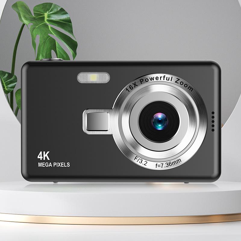 Appareil Photo Numérique Portable HD Rétro Style CCD pour Étudiants Q12 - Cadeau Parfait pour la Photographie en Extérieur
