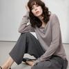 Pull en maille Demana pour femme à col en V en laine d'agneau