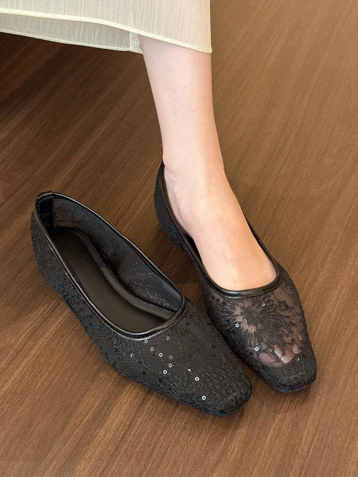 

Весенняя фея! Белые сетчатые одинарные туфли женские весна 2025 квадратные туфли с цветочным принтом 40 чёрный