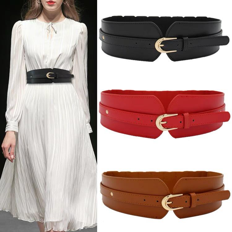Women's Ultra-Wide Elastic Waistband Belt: Retro Pin Buckle, High-Quality Stretch Leather, Perfect for Skirts and Sweaters.