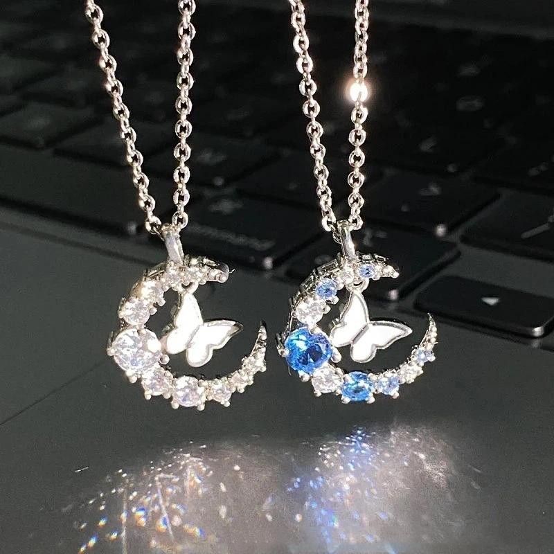 Butterfly Moon Necklace 1Pcs Korean Fashion Women Alloy Chain Cute Design Elegant Jewelry for Party and Daily Wear