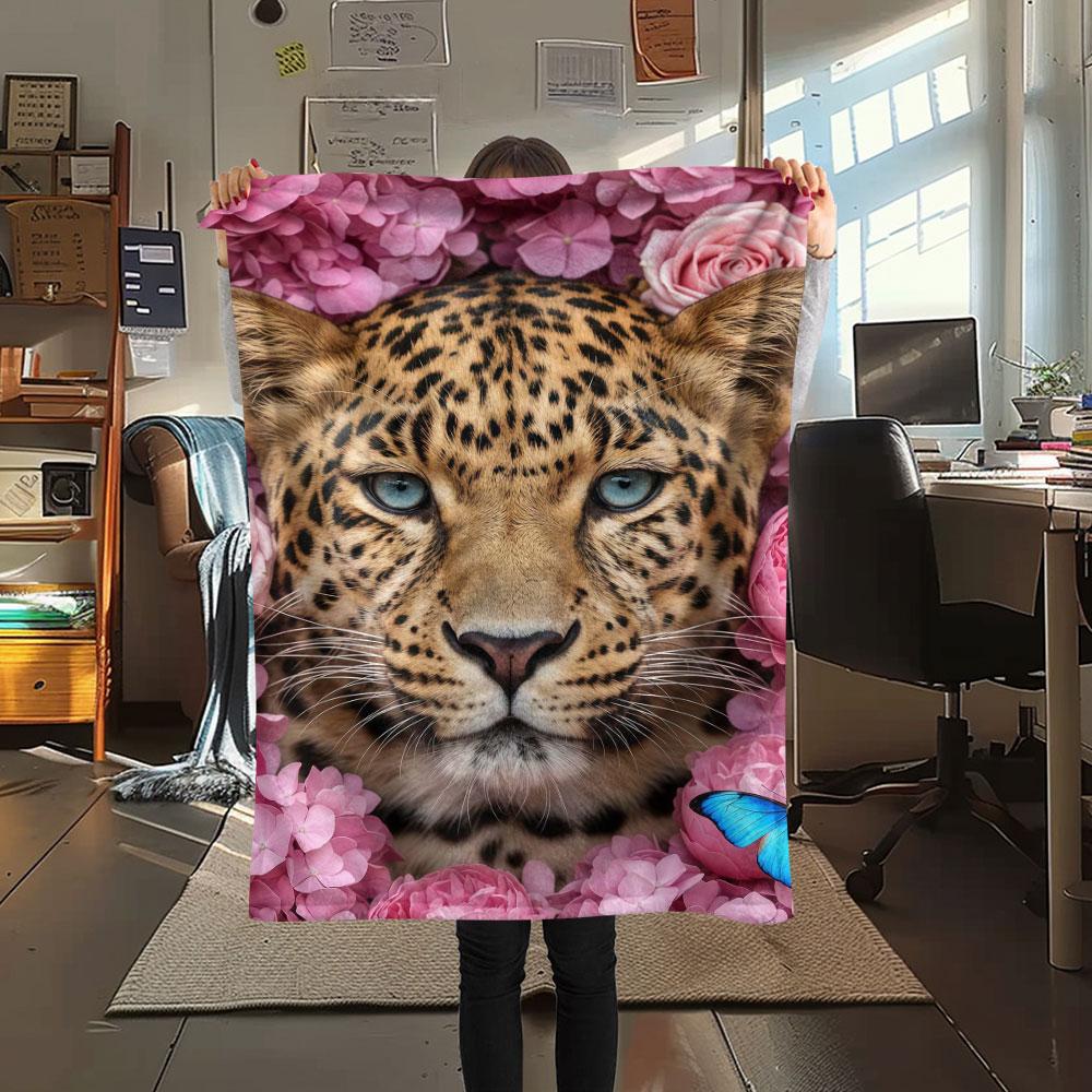 1Pc Rosebushanimals Print Flannel Blanket, High quality Comfortable for All Seasons, Home Decor, Warmth and Comfort, Perfect for Christmas Gifts