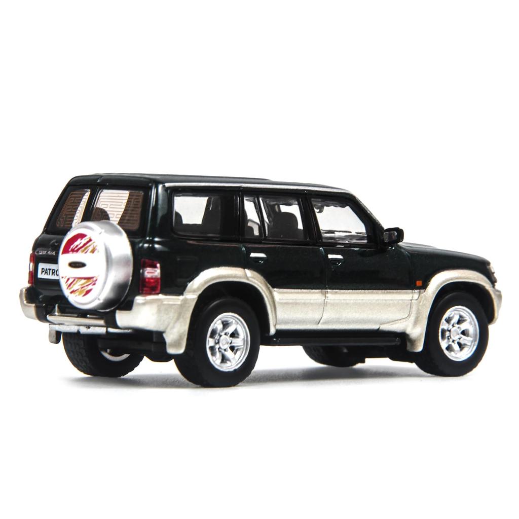 PAUDI MODEL scale diecast Nissan Patrol Y61 1998 Green model car 1/64