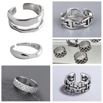 Koreanisches Retro-Karoring-Set Schwarz-Weiß: Modisches Sechsteiler-Set für Damen, schlichtes & elegantes Design.