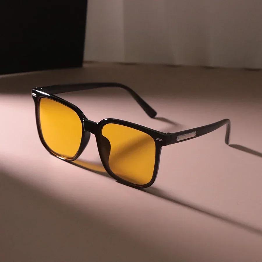Vintage Classic Square Sunglasses For Women Men Retro Stylish Minimalist Fashion Female Male