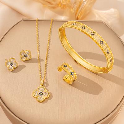 Zirkonia-versierde Roestvrij Staal Klavertje Vier Ketting High-end Dames Oorbellen Hanger Ring Sieraden