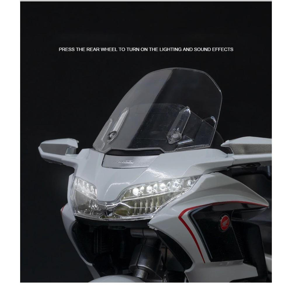 1/11 Honda Gold Wing GL800 2021 Alloy Die Cast Motorcycle Model Vehicle Collection Sound and Light Off Road Autocycle Toys Car