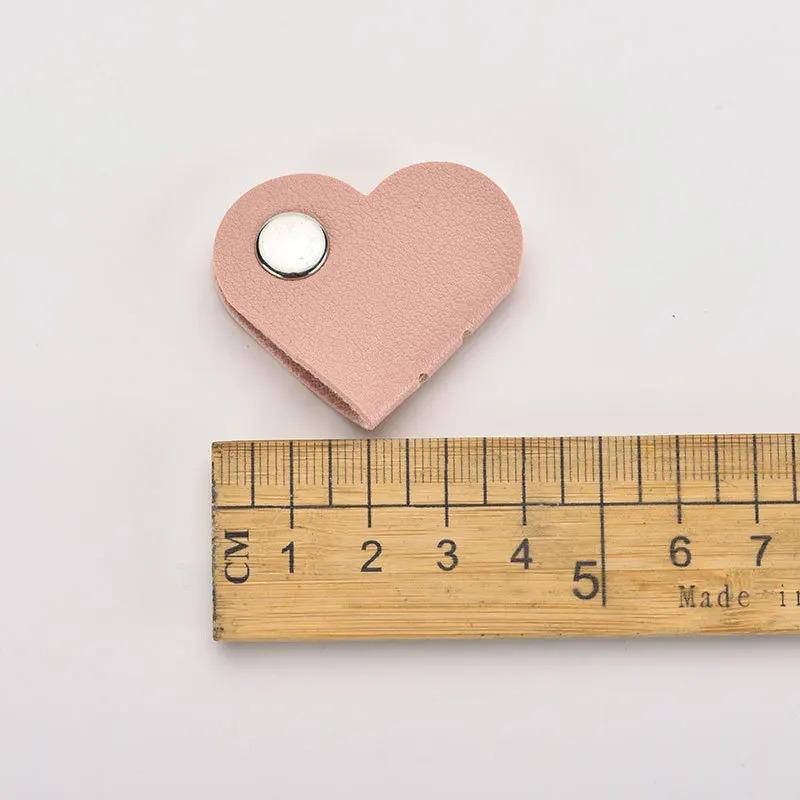 1pc Mini Heart Shape Cable Organizer Vintage Earphone Wire Data Line Clips Cable Winder Tie PU Leather Wire Organizer