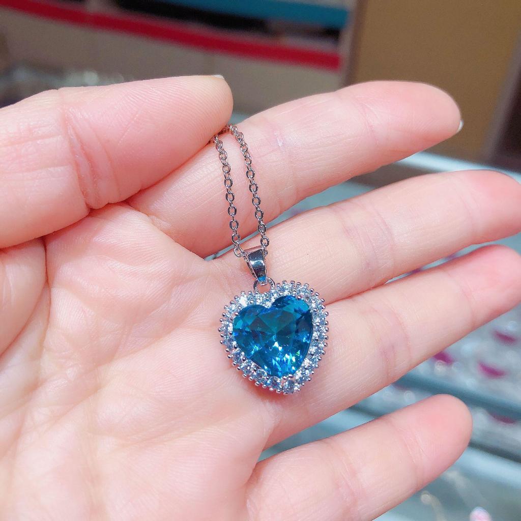 Heart of the Ocean Copper & Zircon Heart-Shaped Pendant Necklace - Women's Fashion Jewelry