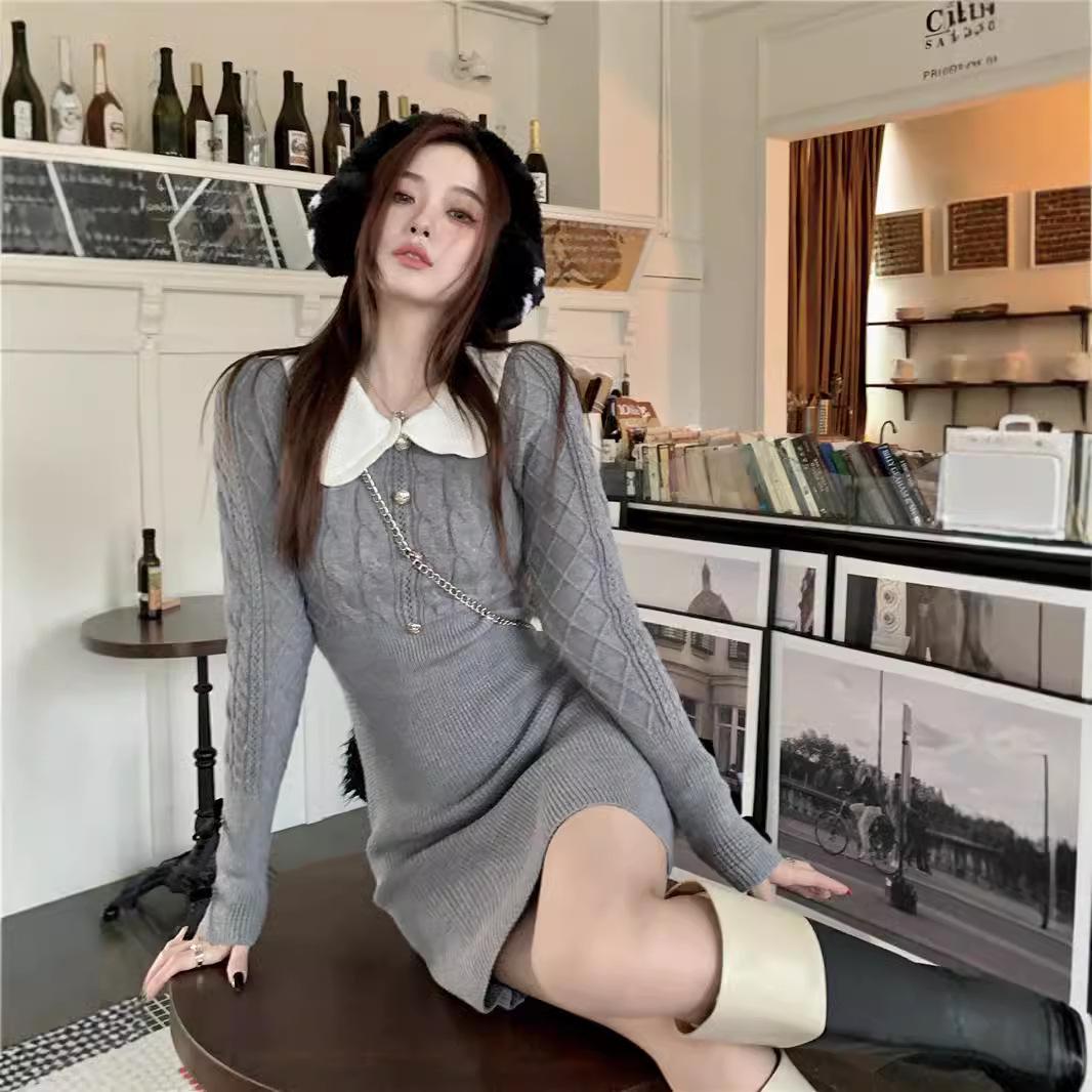 

2024 Серое Милое и Пикантное Женское Вязаное Мини-Платье-Свитер – Подчеркивающий талию, облегающий бедра стиль для осени и зимы One Size чёрный