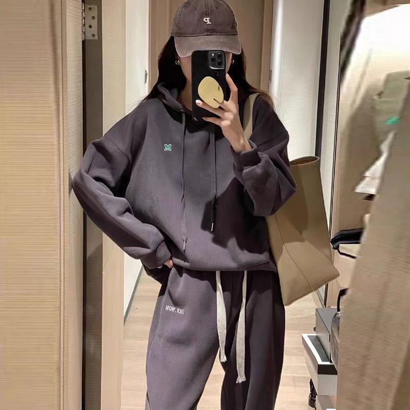 Korean Style Women's Hooded Sweatshirt and Joggers Set with Letter Embroidery
