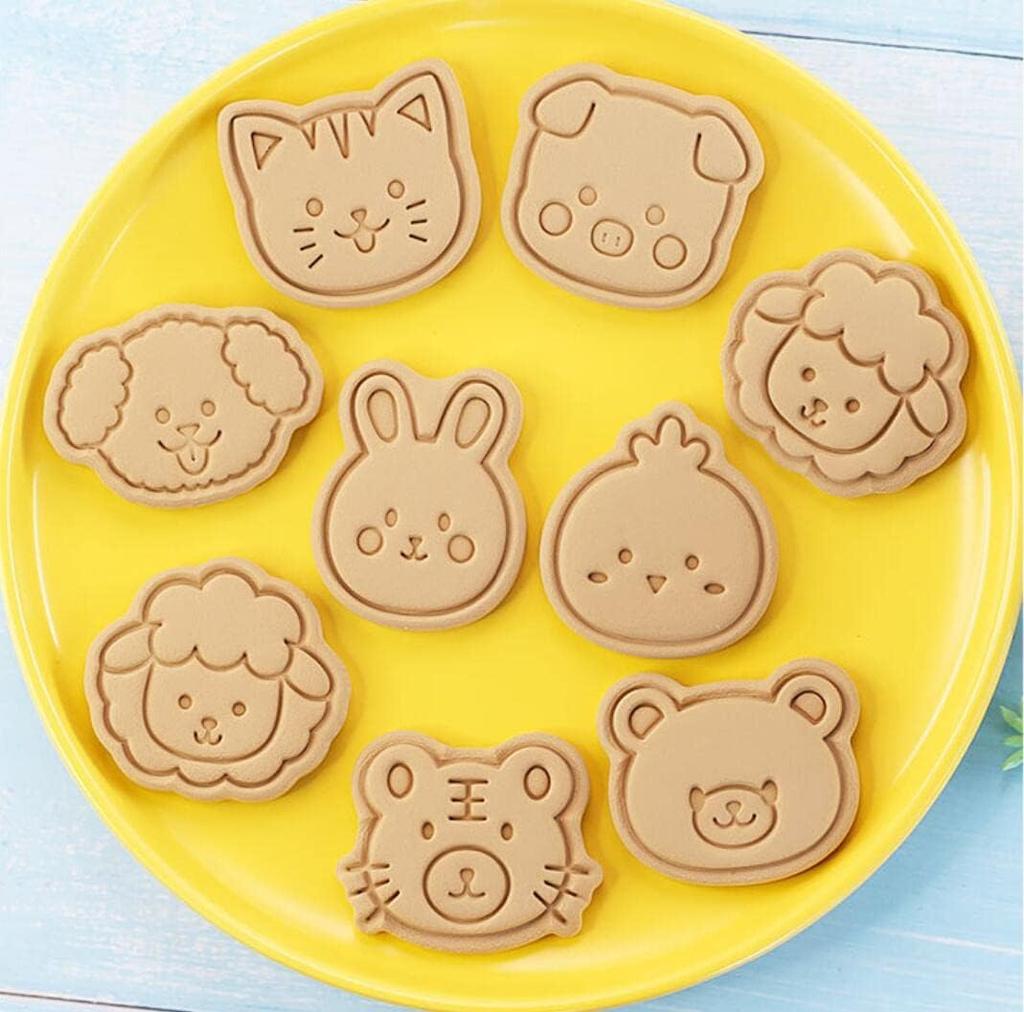 3D 8-piece Cute Animal Cookie Cutter Set Animal Plastic Cookie Stamps, Bunny and Bear Cookie Cutter, Baking Kitchen Tool Set