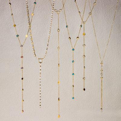 Collar de suéter de lujo con circonita de acero de titanio para mujer en otoño e invierno, con estilo de alta gama, cadena en forma de Y, acero inoxidable