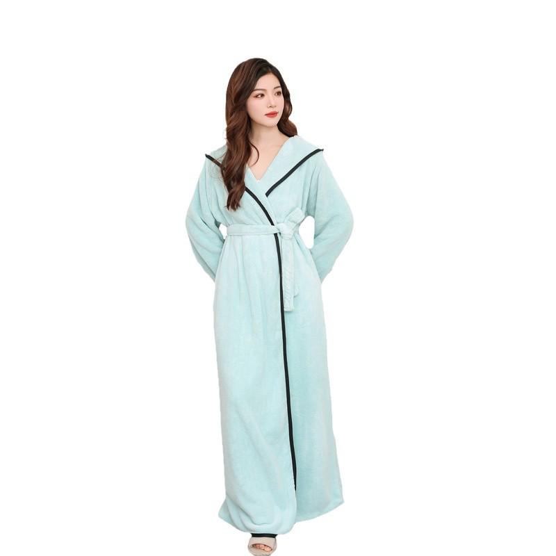 Vestaglia da Donna con Cappuccio in Pile Corallo - Spessa, Assorbente e Accogliente, Pigiama per Autunno e Inverno.