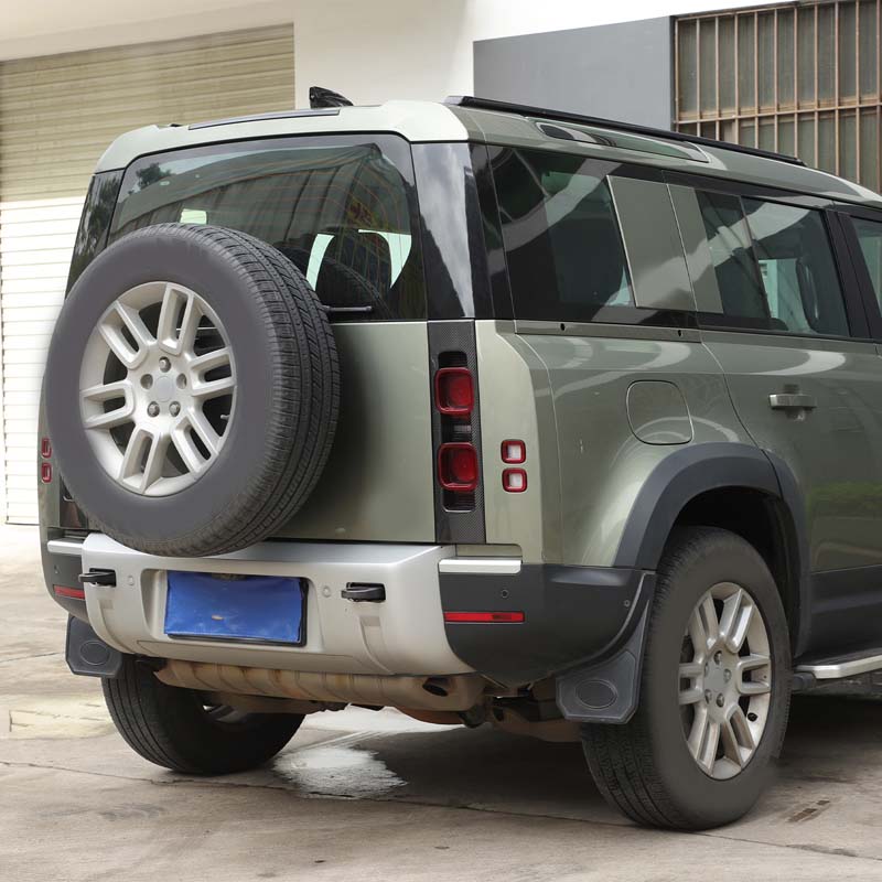 Real carbon fiber For Land Rover Defender 90 110 130 2020-2025 Car Rear Taillight Protection Panel decorative Car Accessories