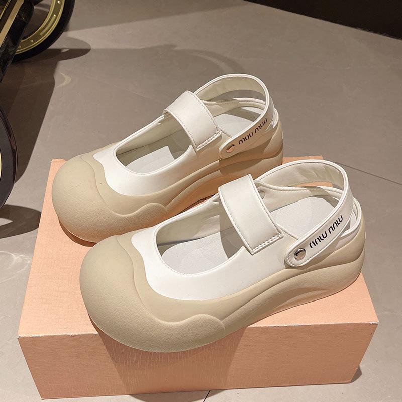Ugly cute slippers women's summer wear cute 2025 new niche student sports Mary Jane bag head sandals hole shoes