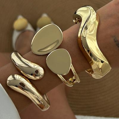 Exaggerated Metal Smooth Water Droplets Hug Bracelet, Cold Wind Irregular Section Spring Bracelet