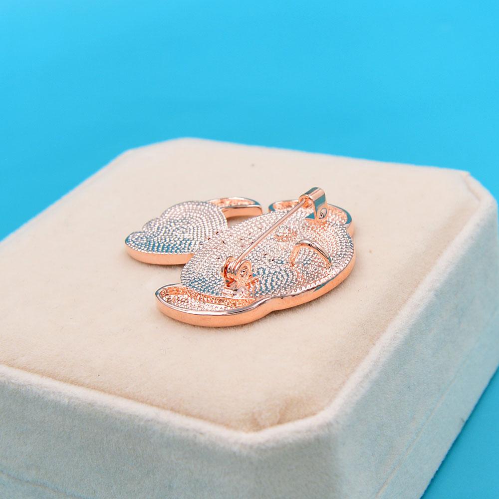 New Arrival Rhinestone Dog Brooch Puppy Pin For Kids Women Cute Vivd Animal Jewelry High Quality