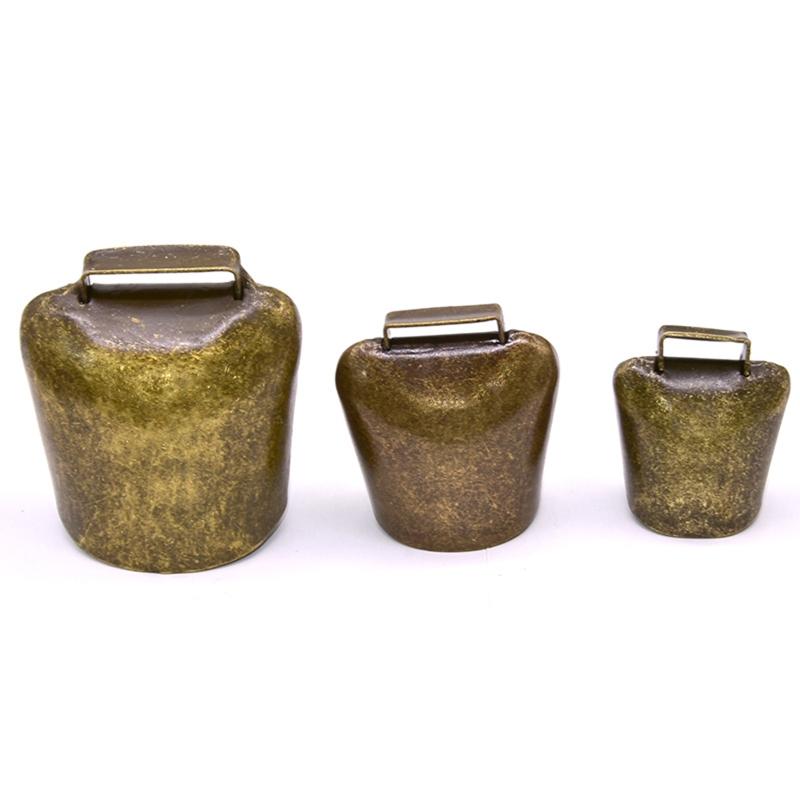 Antique Style Metal Cow Bells, Loud Horse Sheep Copper Bells, Cattle Farm Animal Neck Bells Metal Pet Bells Bronze Bell