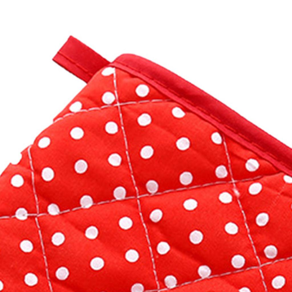 Oven Mitts Thickened Heat Resistant Hand Protection Comfortable Fit Baking Gloves for Microwave Kitchen Red