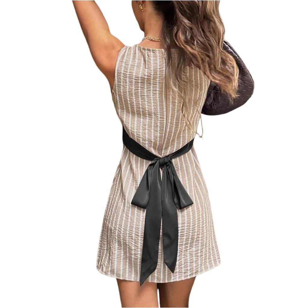 Lässiges und modisches gestreiftes Kleid für Damen