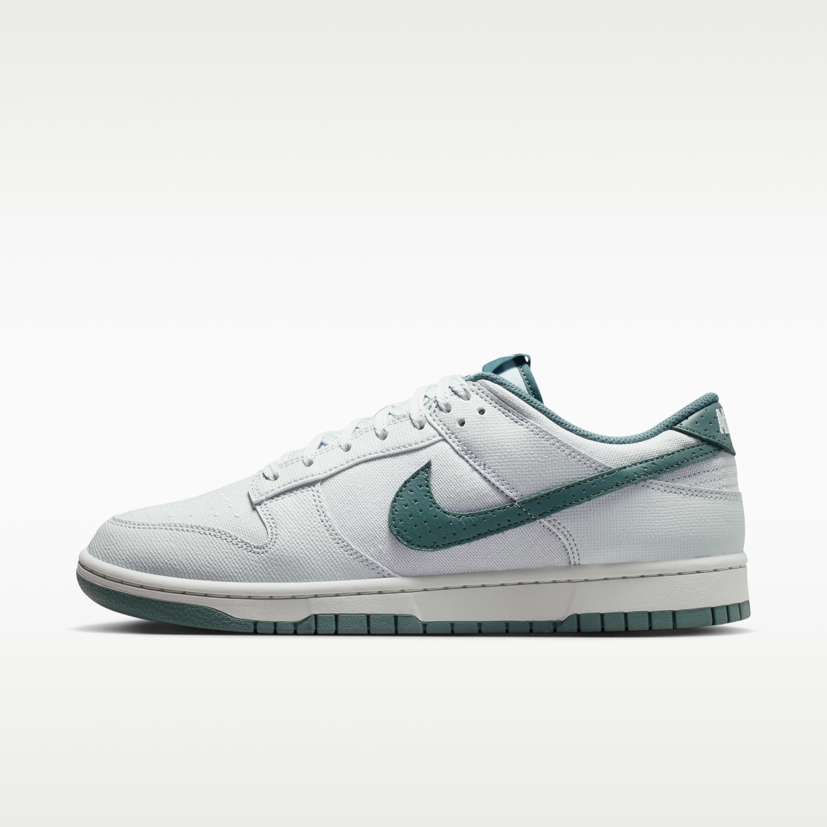 

Nike Dunk Low Retro Pure Platinum 44