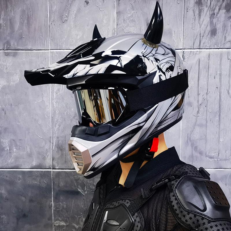 Summer off-road men and women off-road helmet electric bicycle helmet four seasons Internet celebrity helmet bicycle helmet student handsome