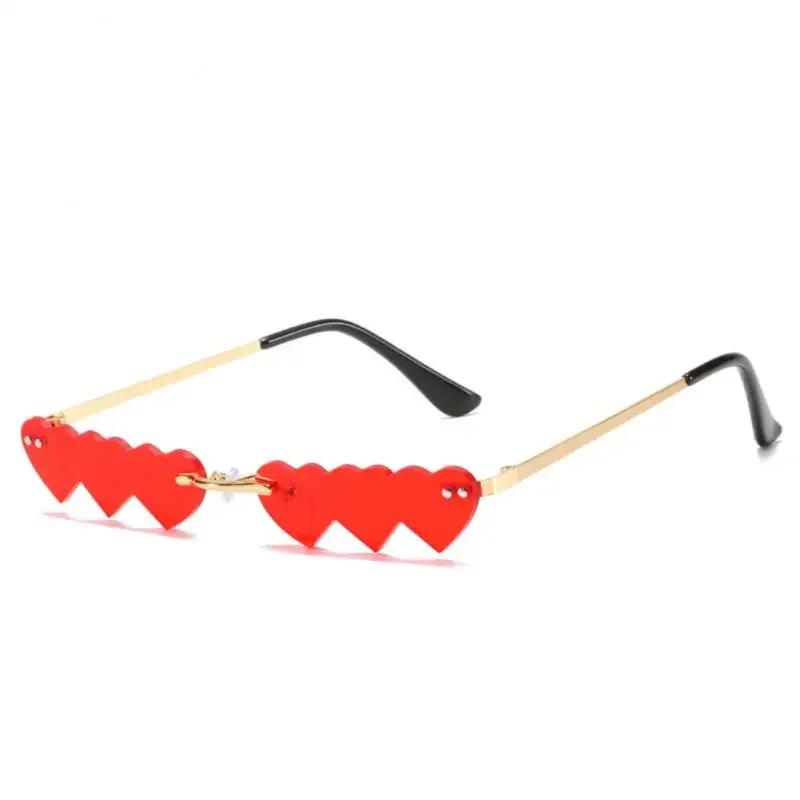 Small Love Heart Sunglasses Funny Personality Rimless Eyewear Street Glasses Gafas De Sol Lentes De Sol Mujer