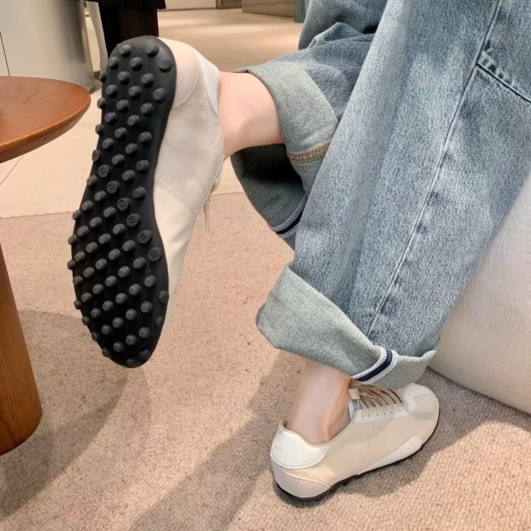 Grape mother same style round pointed head thin color matching soft sole soft surface German training shoes casual versatile sports little white shoe