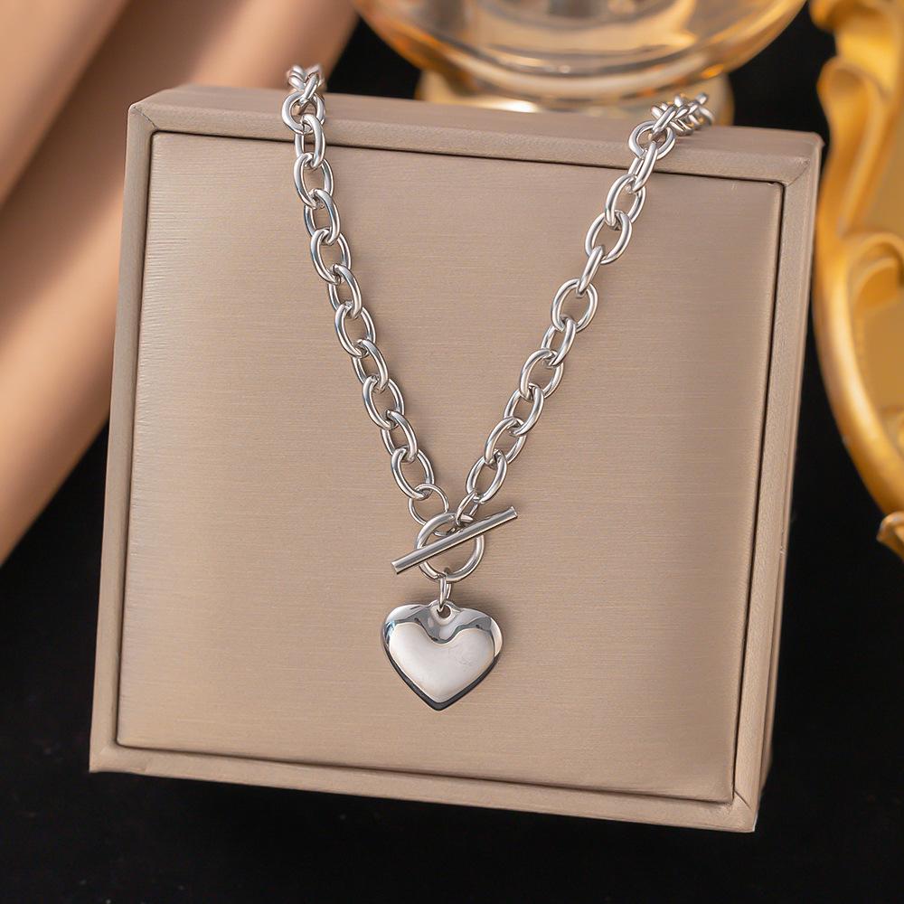 French Titanium Steel Heart Choker Necklace And Bracelet Set Sweet Peach Heart Tassel Design Women Jewelry