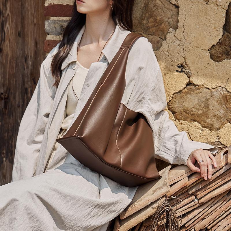 2025 Neue Tragetasche Damen Große Kapazität Pendler Umhängetasche Echtes Leder Damen Tasche Weiches Leder