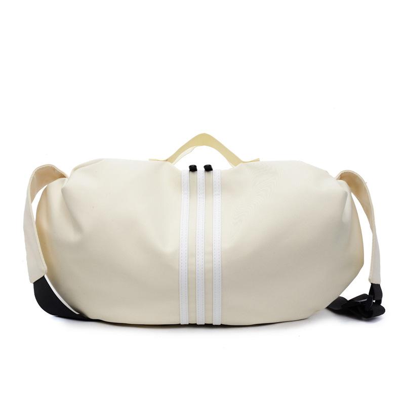 Fashionable Lightweight Crossbody Travel Bag Versatile Casual Handbag Shoulder Bag Large Capacity Outdoor Sports Gym Bag