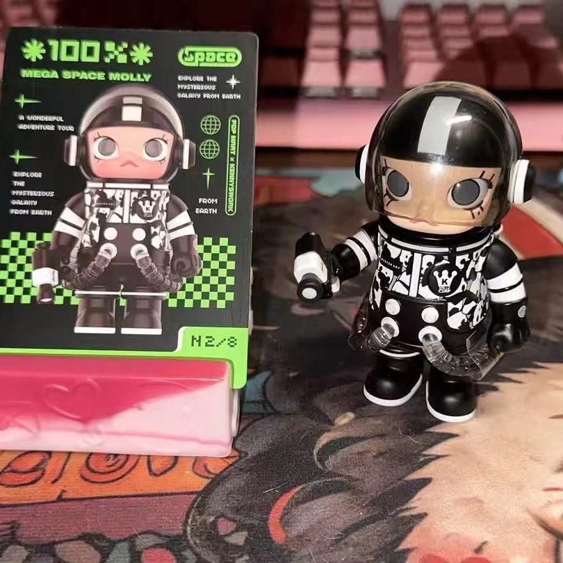 Space Molly Anniversary Pvc Figurine With Collectible Design For Anime Fans