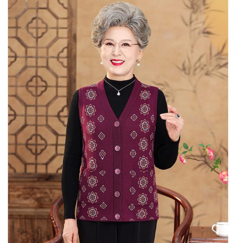 Old man spring and autumn winter clothes women's vest grandma wearing vest old lady knitted cardigan mother sweater vest