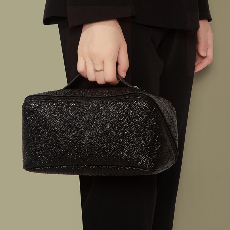 Large Capacity Portable Makeup Bag Storage and Finishing Bag Waterproof High-value Small Square Bag Pillow Makeup Bag