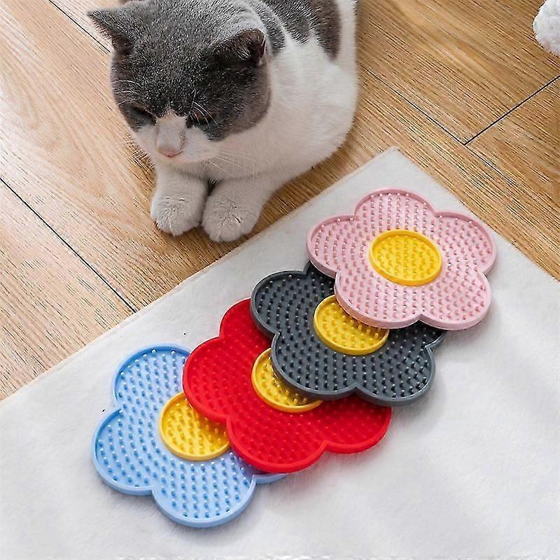 silicone lick mat for cats and dogs slow feeder
