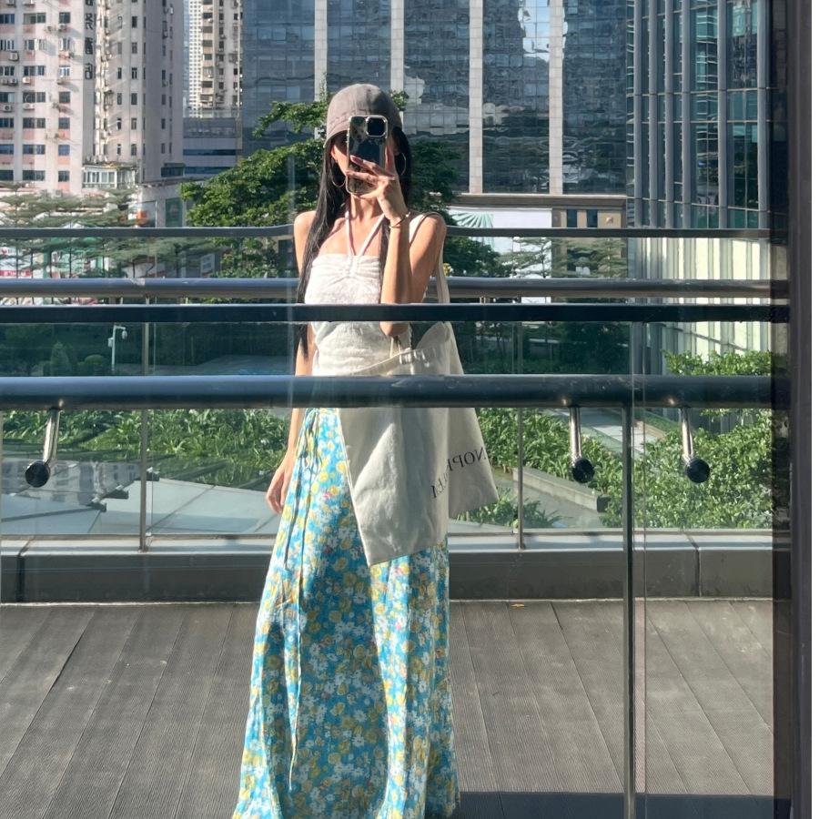 Pure and Alluring Pleated Slim Strapless Top for Women, New Summer Floral Slimming High-waisted Long Skirt Fashion Set