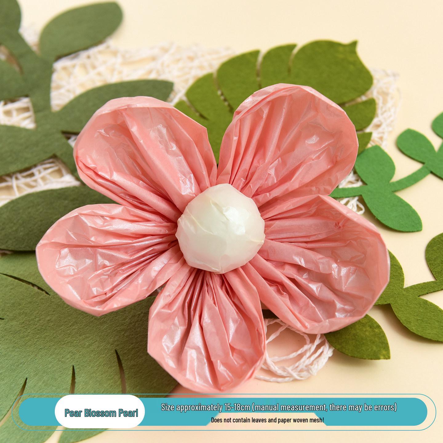 

Цветы и листья из жемчужной бумаги в стиле Моранди для украшения доски объявлений Medium