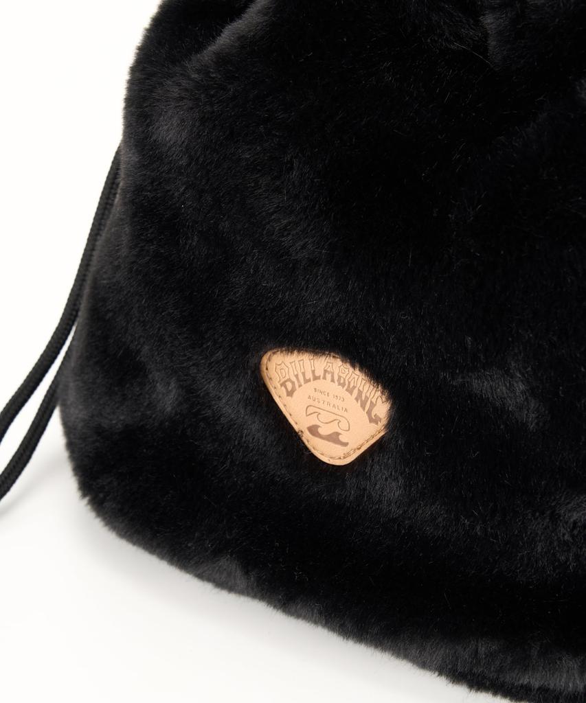 Fur shoulder bag