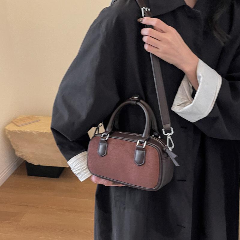 Casual Handbag Women's New Bag Versatile Solid Color Messenger Bag